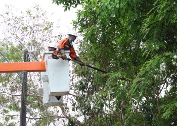 Âmbar Energia realiza serviços programados para melhorar a rede elétrica de Manaus