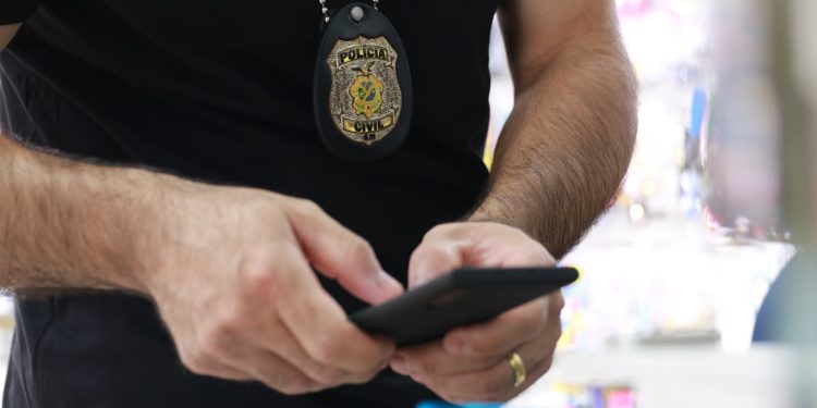 NIRC devolve mais de 800 celulares em mutirão de entrega nesta quinta-feira