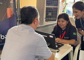 Âmbar Energia leva atendimento móvel a dez bairros de Manaus