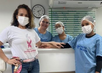 Outubro Rosa: Paciente da Hapvida transforma luta contra câncer de mama em rede de apoio