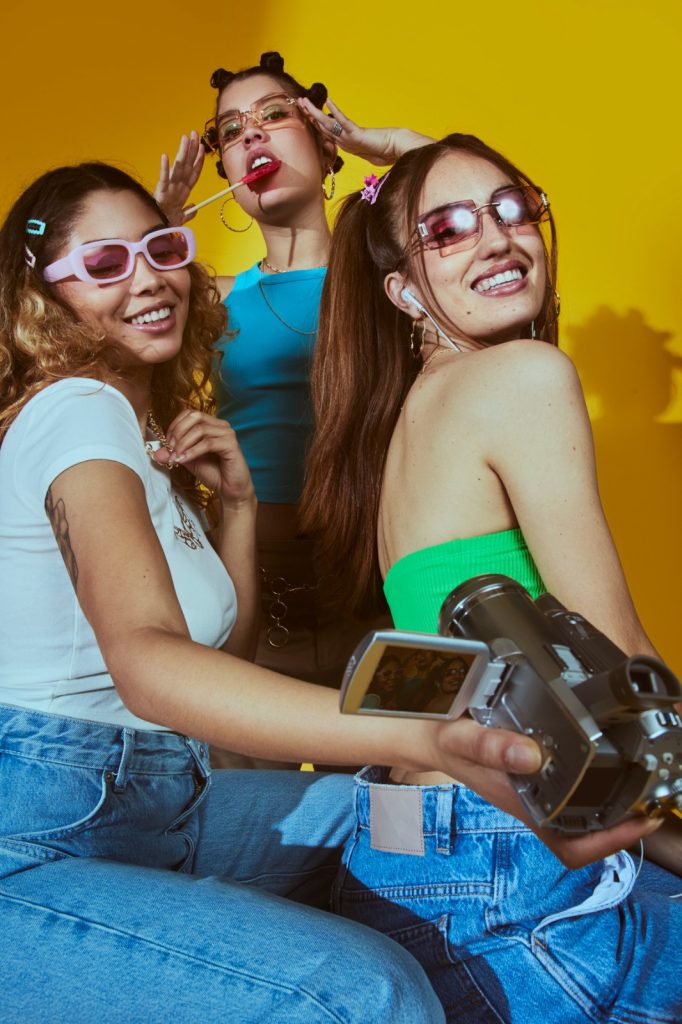 Anos 2000 estão de volta em festa gratuita com DJs no Millennium Shopping