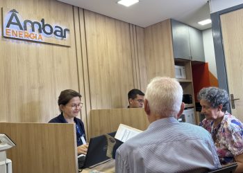 Atendimento itinerante da Âmbar Energia leva serviços a dez comunidades de Manaus na nesta semana