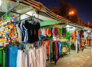 Feira Livre Noturna reúne 40 expositores no Terra Nova 2