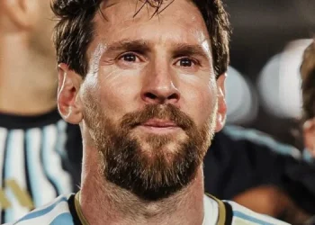 Messi se aposenta da seleção argentina após 21 anos