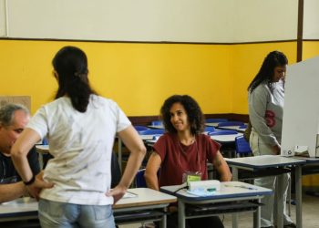 Primeiro governador, depois presidente: saiba qual a ordem de votação